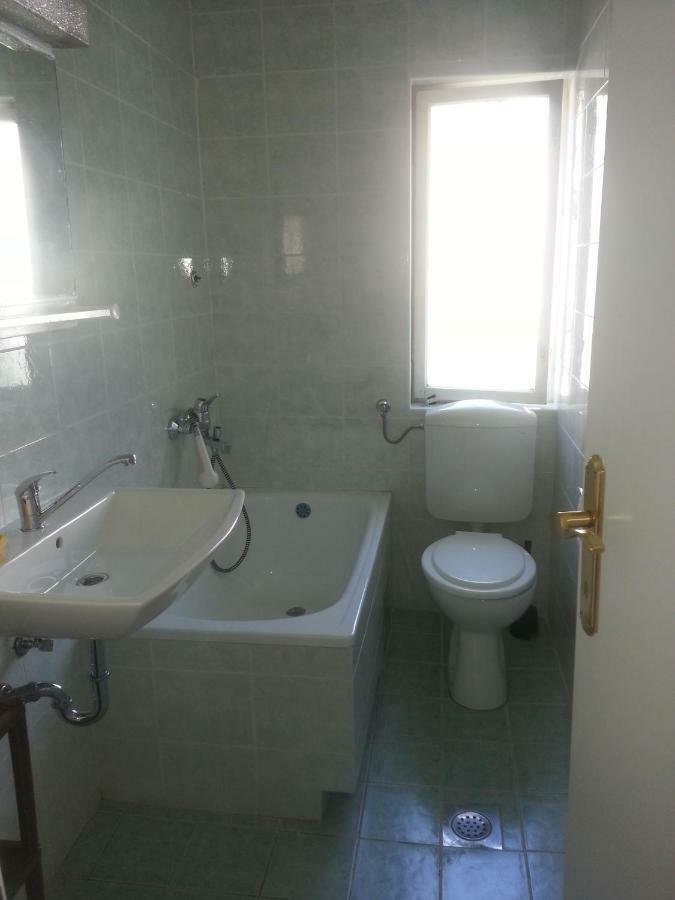 Ante Apartmani Crikvenica Exteriör bild