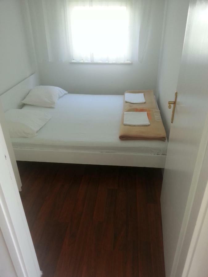 Ante Apartmani Crikvenica Exteriör bild